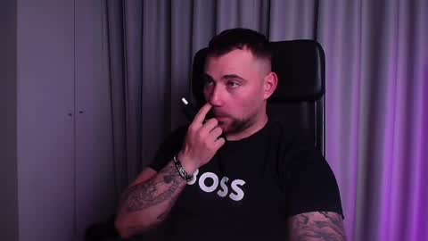 Snapshot of duncanstones chatting on May 2026 12:21:02 PM DuncanStone online show from May 2026 12:21:02 PM