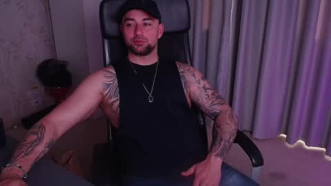 Snapshot of duncanstones chatting on May 2026 04:25:01 PM DuncanStone online show from May 2026 04:25:01 PM