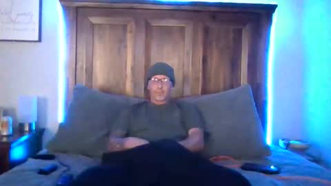 DUO2069 online show from November 2025 06:21:02 PM