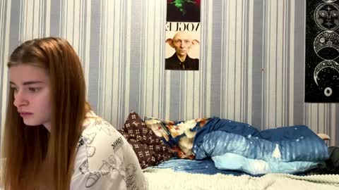 Snapshot of duoemi chatting on March 2026 05:46:01 PM Jake And Emilia online show from March 2026 05:46:01 PM