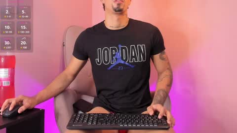 Snapshot of duriel_ chatting on December 2024 12:23:02 PM Duriel online show from December 2024 12:23:02 PM