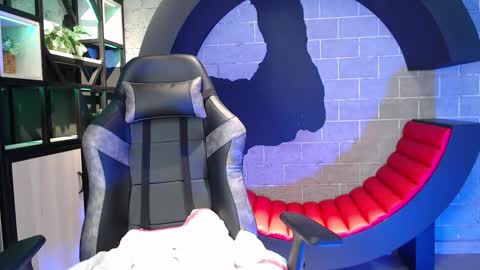 Snapshot of duskybeautyy chatting on March 2026 08:04:02 PM duskybeautyy online show from March 2026 08:04:02 PM