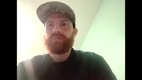 Snapshot of dust0n22 chatting on May 2026 01:50:01 PM dust0n22 online show from May 2026 01:50:01 PM