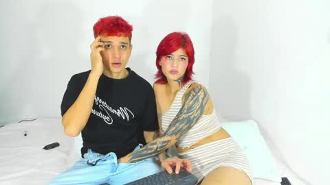 Nicolle y Julian online show from April 2026 02:04:02 AM