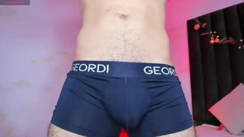 Dustin  online show from February 2026 08:13:02 PM