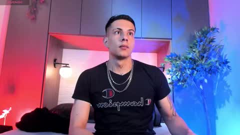 Snapshot of dustin_sonne chatting on February 2026 03:47:02 AM Dustin Sonne online show from February 2026 03:47:02 AM