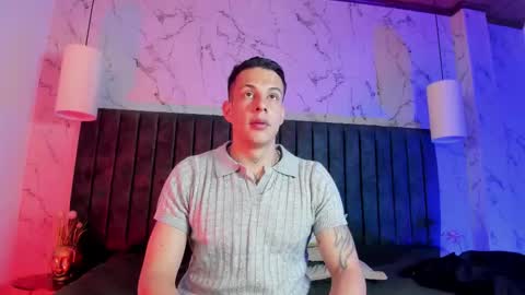 Snapshot of dustin_sonne chatting on February 2026 03:51:02 AM Dustin Sonne online show from February 2026 03:51:02 AM