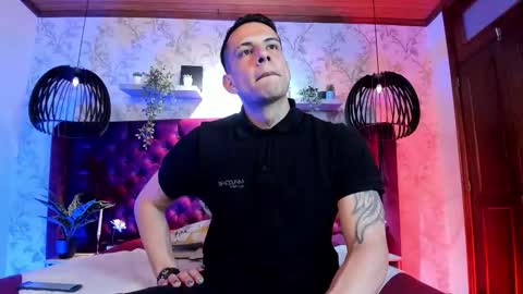 Snapshot of dustin_sonne chatting on March 2026 03:54:01 AM Dustin Sonne online show from March 2026 03:54:01 AM