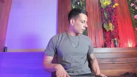 Snapshot of dustin_sonne chatting on March 2026 03:31:01 AM Dustin Sonne online show from March 2026 03:31:01 AM