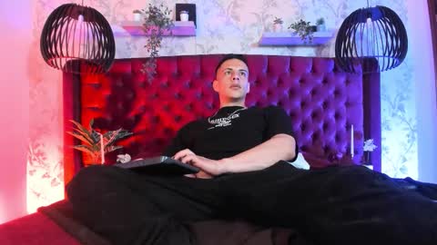 Snapshot of dustin_sonne chatting on March 2026 03:45:02 AM Dustin Sonne online show from March 2026 03:45:02 AM