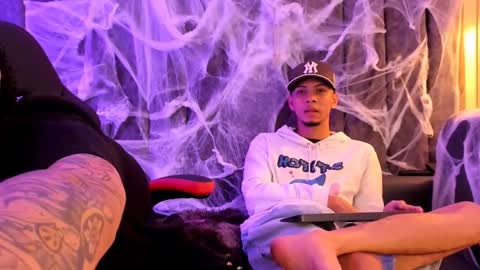 dustinandjordan online show from October 2025 06:12:02 AM