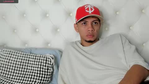 dustinandjordan online show from February 2026 01:21:02 PM