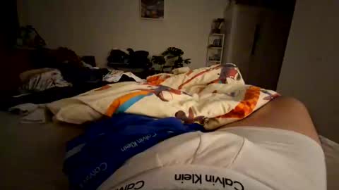 Snapshot of dustinderek chatting on April 2026 12:54:02 AM dustinderek online show from April 2026 12:54:02 AM