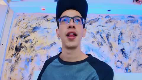 Snapshot of dustindollin_ chatting on March 2026 06:23:01 PM Dustin Dollin online show from March 2026 06:23:01 PM