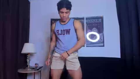 DUSTYN MICHELLE online show from March 2026 01:23:02 AM