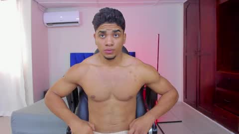 DUSTYN MICHELLE online show from March 2026 02:00:02 PM