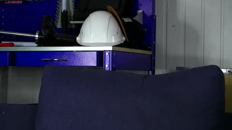 Dustyn online show from February 2026 06:22:01 AM