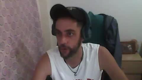 Snapshot of dvdvlc31 chatting on September 2025 08:03:02 AM dvdvlc31 online show from September 2025 08:03:02 AM