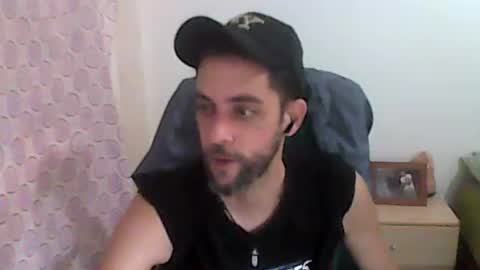 Snapshot of dvdvlc31 chatting on October 2025 08:01:01 AM dvdvlc31 online show from October 2025 08:01:01 AM