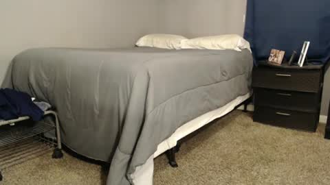 Snapshot of dwhitey4u chatting on February 2025 12:00:02 AM dwhitey4u online show from February 2025 12:00:02 AM