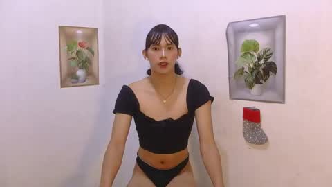 Snapshot of dy_namite chatting on February 2026 05:13:02 PM dy_namite online show from February 2026 05:13:02 PM