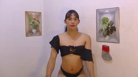 Snapshot of dy_namite chatting on March 2026 05:17:02 PM dy_namite online show from March 2026 05:17:02 PM