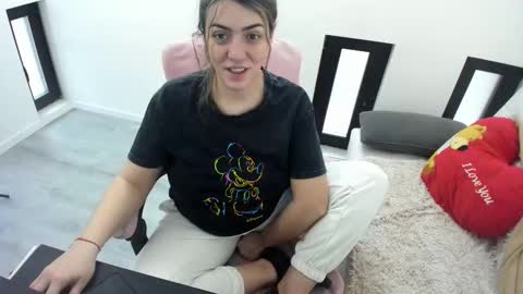 dayana online show from March 2026 05:22:02 AM