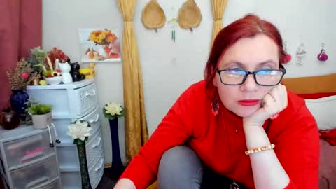 Snapshot of dyannelovee chatting on December 2024 10:05:02 PM Dyanne online show from December 2024 10:05:02 PM