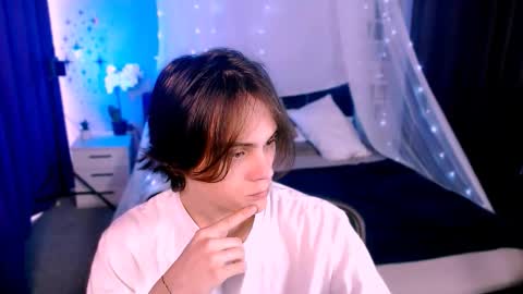 dylan_bold online show from November 2025 09:30:02 AM