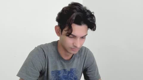 Dylan online show from October 2025 07:03:01 PM