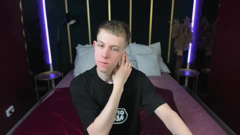 Snapshot of dylan_norton chatting on March 2026 10:32:02 AM Dylan online show from March 2026 10:32:02 AM