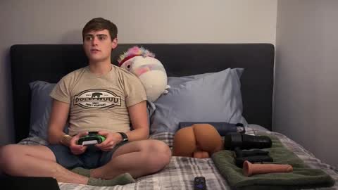 Snapshot of dylanfruits chatting on December 2025 11:14:02 PM dylanfruits online show from December 2025 11:14:02 PM