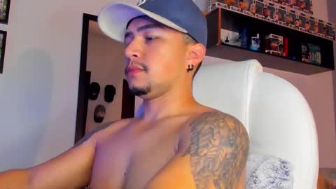 Snapshot of dylann_blaze_ chatting on September 2025 04:18:02 PM online show from September 2025 04:18:02 PM