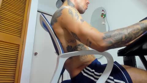 D Y L A N online show from December 2024 09:05:02 PM