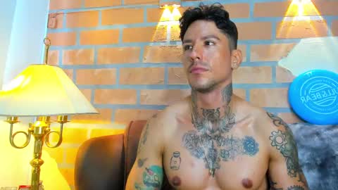 D Y L A N online show from February 2025 02:57:02 PM