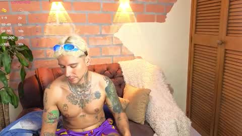 D Y L A N online show from October 2025 08:59:01 PM