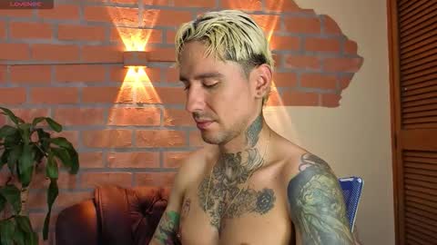 D Y L A N online show from October 2025 09:26:02 PM