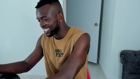 Dylan Taylor online show from October 2025 04:04:02 AM