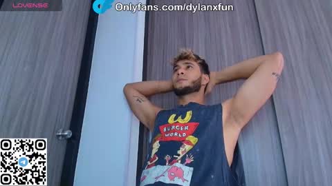 dylanxfun online show from November 2025 08:08:01 PM