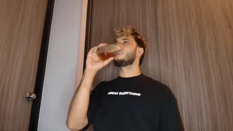 dylanxfun online show from December 2025 04:08:02 AM