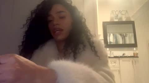 Snapshot of dynasty313 chatting on January 2025 11:10:02 PM Dynasty online show from January 2025 11:10:02 PM