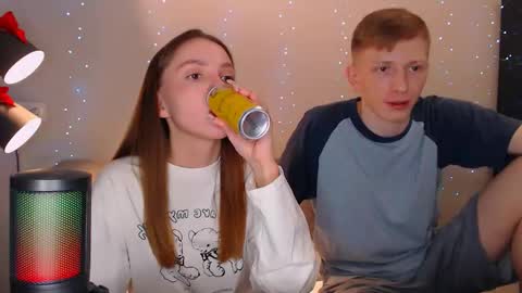 Snapshot of dyrinda chatting on December 2024 09:08:02 PM Julia and Dima online show from December 2024 09:08:02 PM