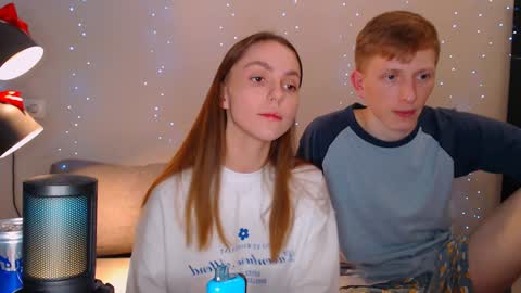 Snapshot of dyrinda chatting on January 2025 12:04:02 AM Julia and Dima online show from January 2025 12:04:02 AM
