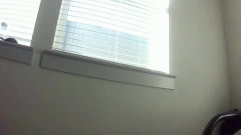 Snapshot of dyshawn233 chatting on February 2026 03:09:02 PM dyshawn233 online show from February 2026 03:09:02 PM