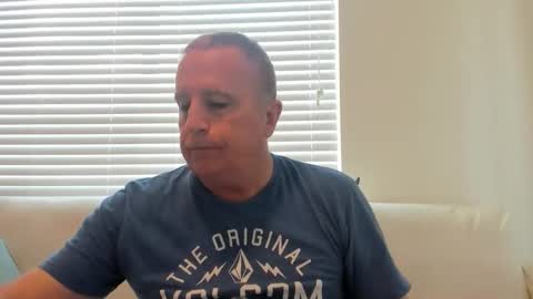 Snapshot of e_rectiom chatting on November 2025 10:34:02 PM Mr Wonderful online show from November 2025 10:34:02 PM