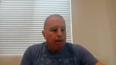 Snapshot of e_rectiom chatting on November 2025 11:10:02 PM Mr Wonderful online show from November 2025 11:10:02 PM