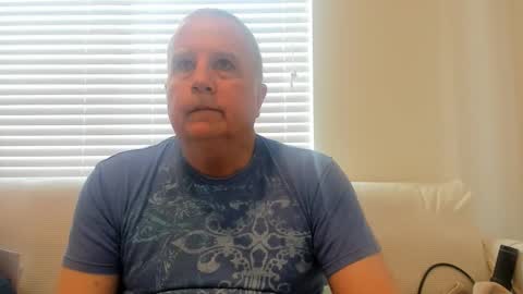 Snapshot of e_rectiom chatting on December 2025 09:01:01 PM Mr Wonderful online show from December 2025 09:01:01 PM