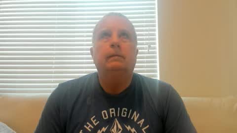 Snapshot of e_rectiom chatting on January 2026 11:30:02 PM Mr Wonderful online show from January 2026 11:30:02 PM