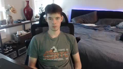 Snapshot of ealexk chatting on November 2025 08:07:02 PM Alex online show from November 2025 08:07:02 PM