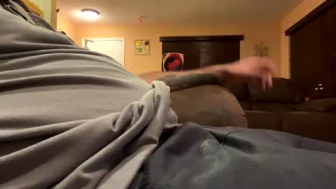 earl3232 online show from October 2025 05:24:01 AM